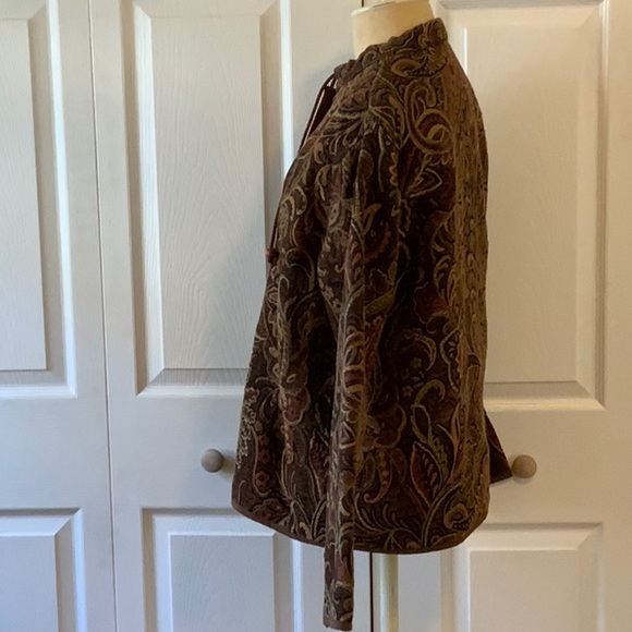 Flashback, Vintage Tapestry Brocade Jacket in Earth Tones- Medium - Picture 4 of 9